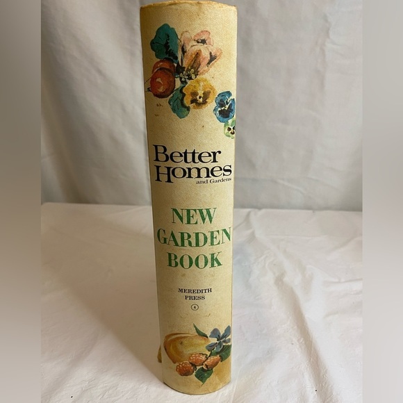 Better Homes and Gardens - New Garden Book - 5 Ring Binder - 1st Printing - 1968 - Picture 2 of 11